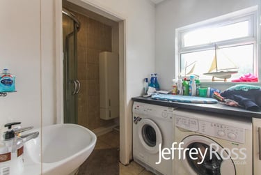 5 bed house, Flora Street, Cathays, Cardiff, CF244EQ - Image 7